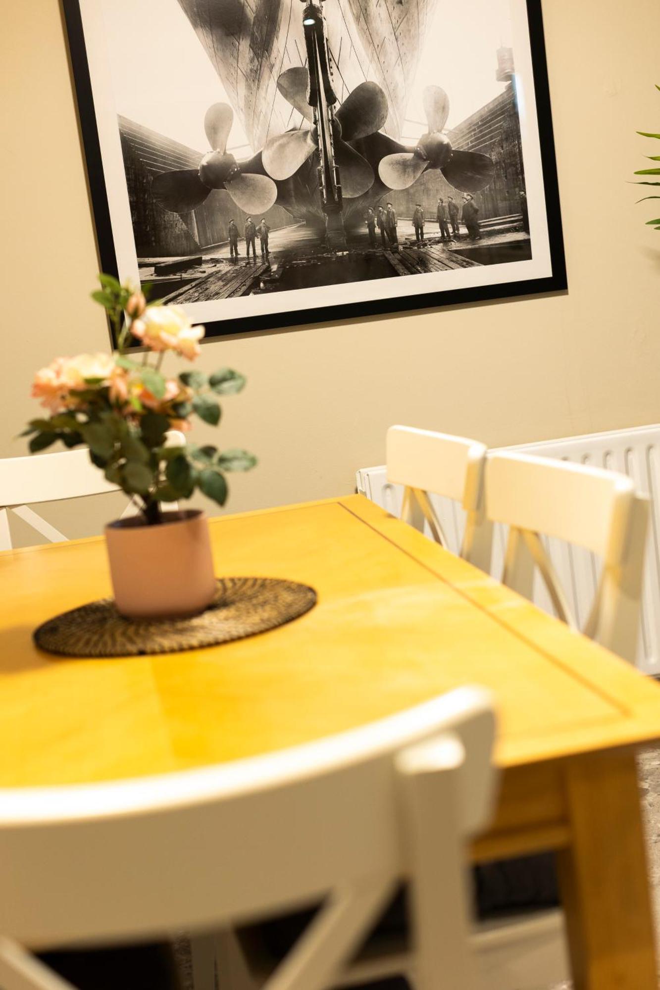 The Annadale - Luxury 3 Bd House - Gold Short Term Belfast