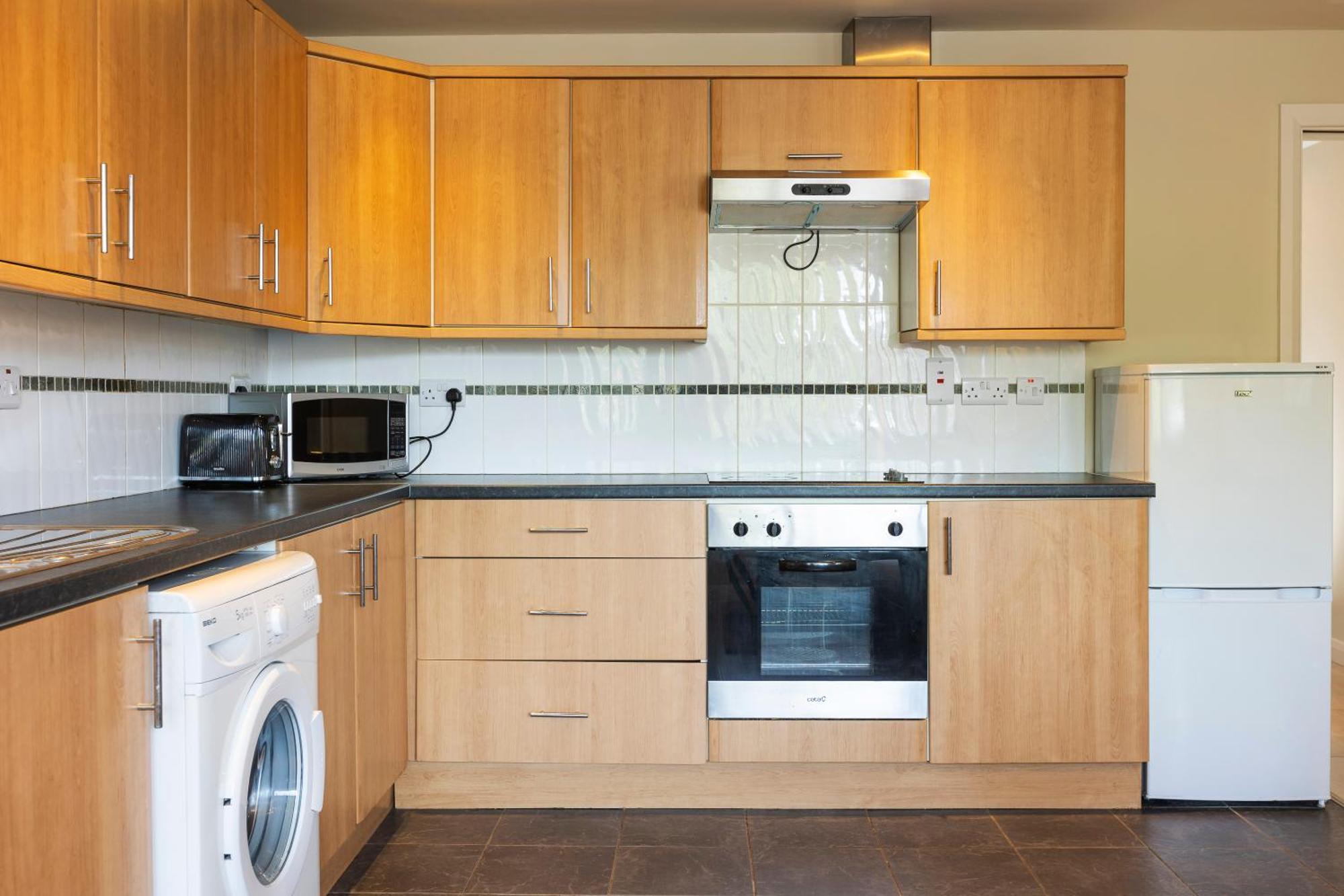 The Gogh - Unique 1 Bd -gold Short Term * Belfast