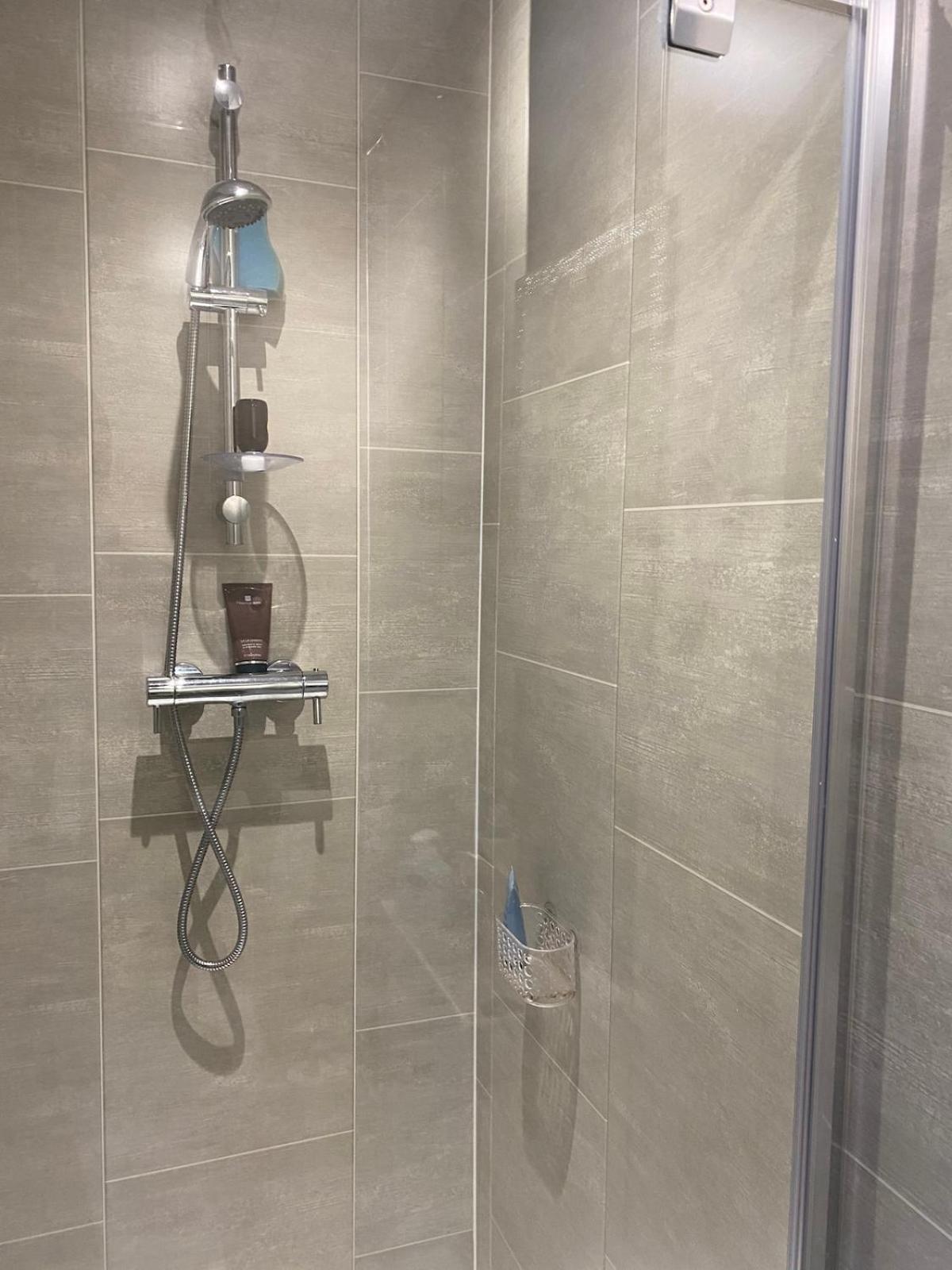 Apartment Excellent 2 Bedroom In Belfast