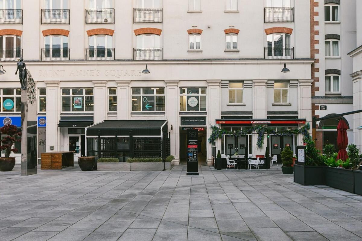 Chic 2-bed, 2 Bath In Centre Sleeps 6, Free Secure Parking *
