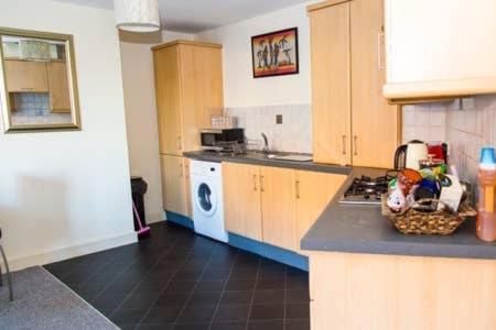 Apartment Centre 2 Bedroom Ensuited Free Parking Belfast