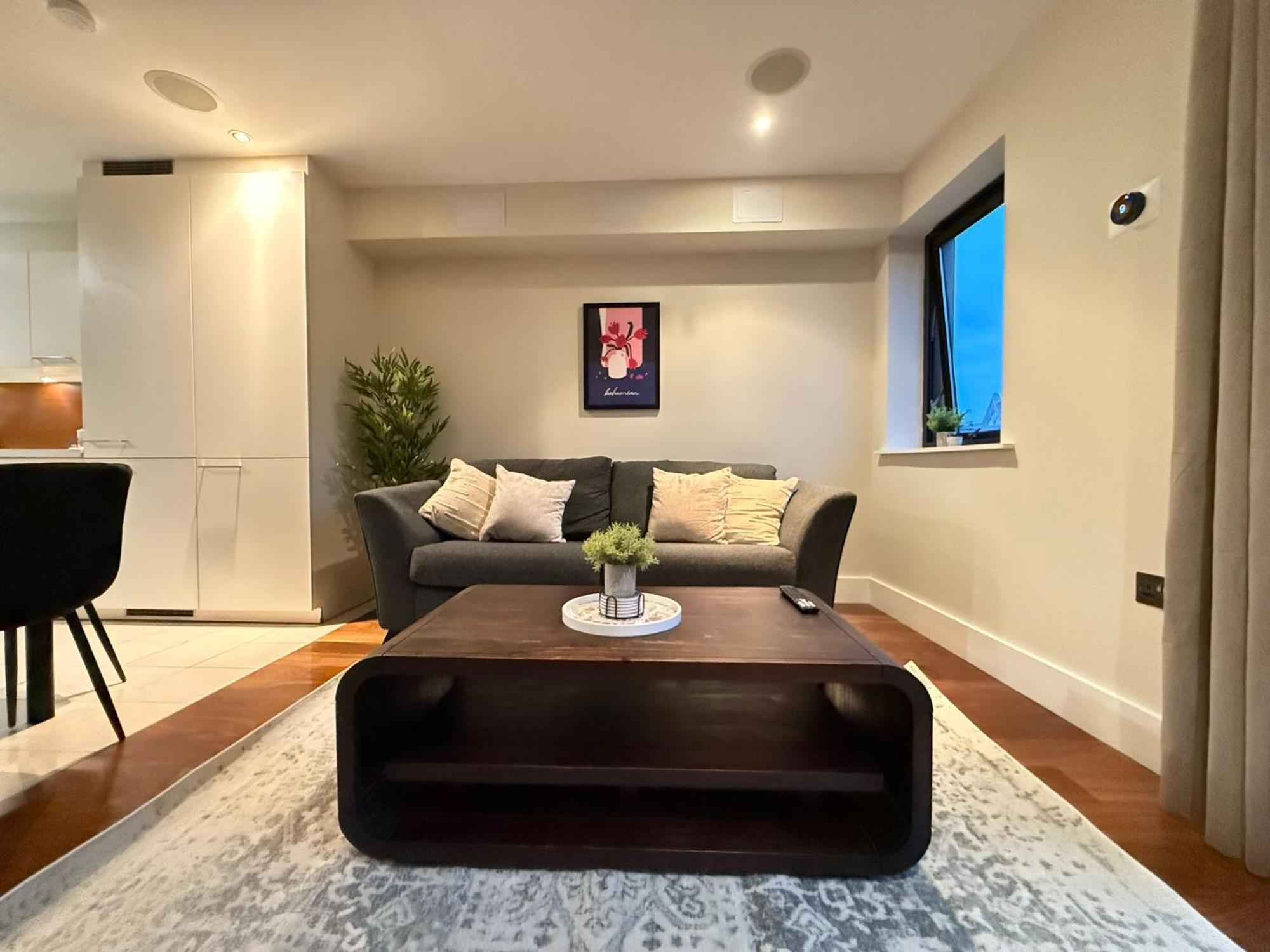 Apartment Quarters- Chs2