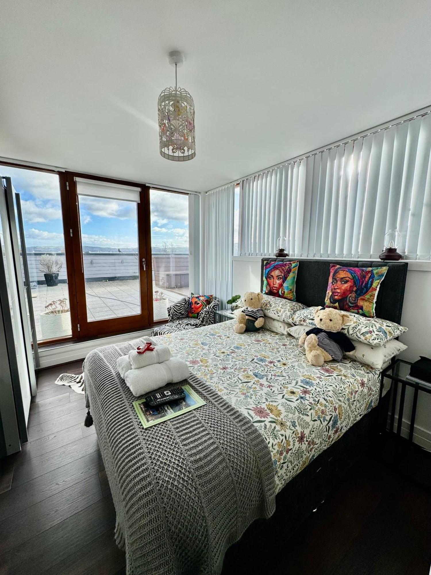 Clow Bed & Breakfast