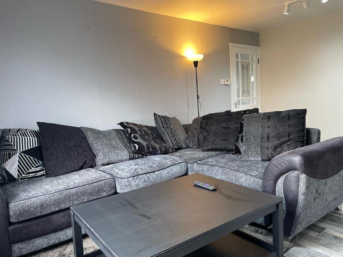 3br Spacious, Modern, Cozy * Belfast