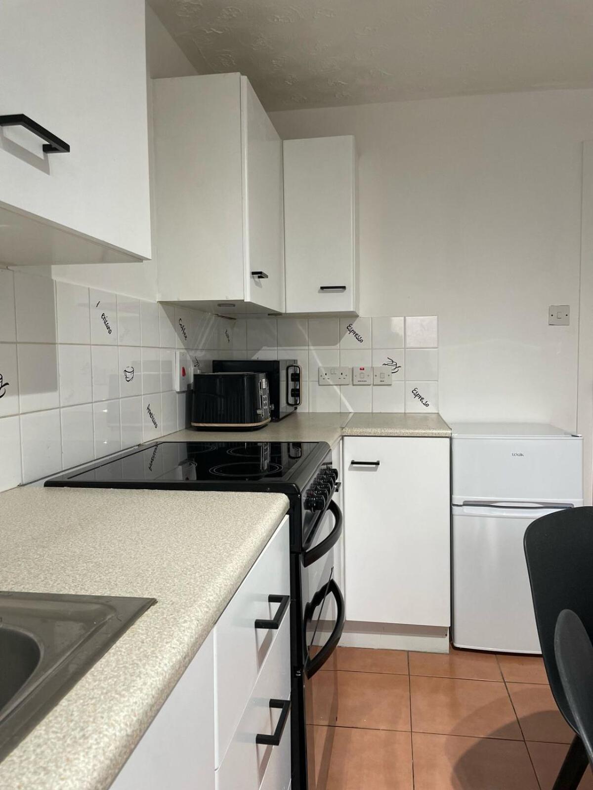 3br Spacious, Modern, Cozy