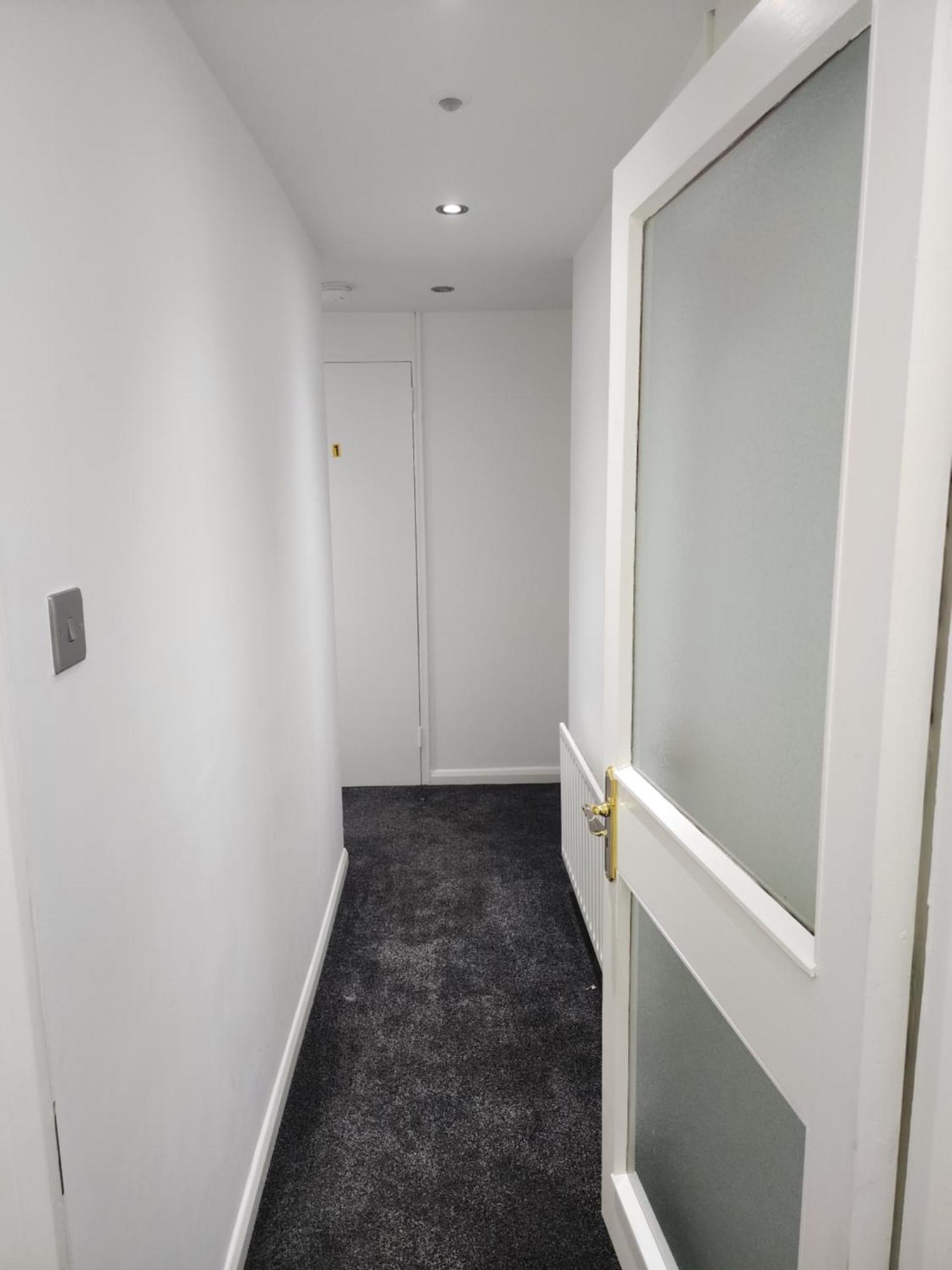 Luxury Apartment *