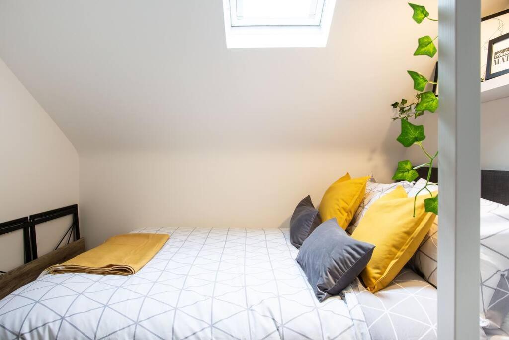 Luxurious 4-bed Townhouse In The Heart Of Holiday home *