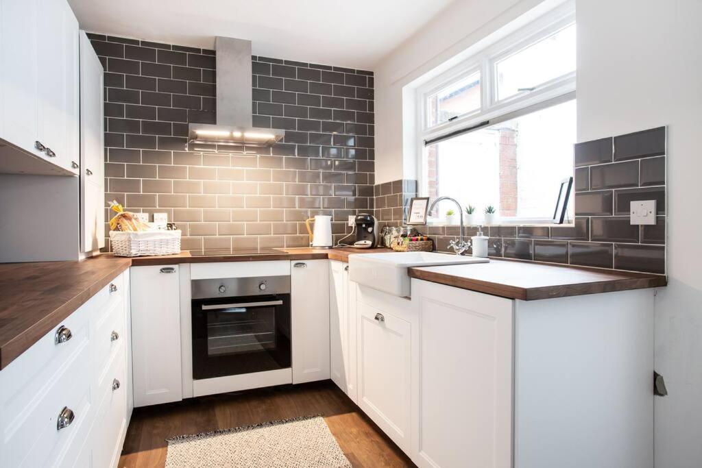 Holiday home Luxurious 4-bed Townhouse In The Heart Of *
