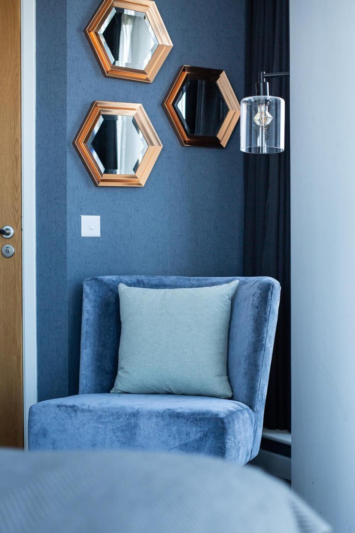 Exclusive High-floor With Breathtaking Titanic & Waterfront Views Sleeps 6 *