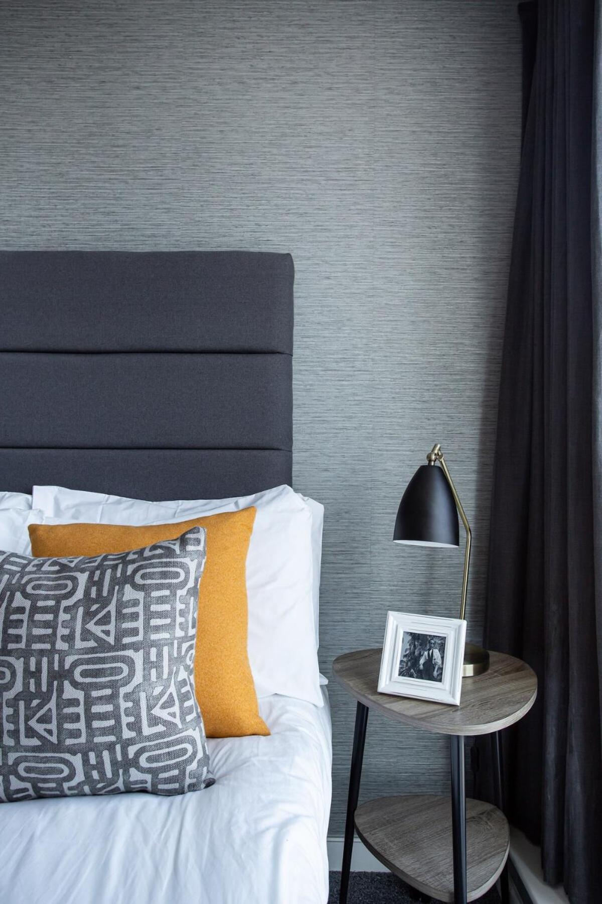 Exclusive High-floor With Breathtaking Titanic & Waterfront Views Sleeps 6 Apartment