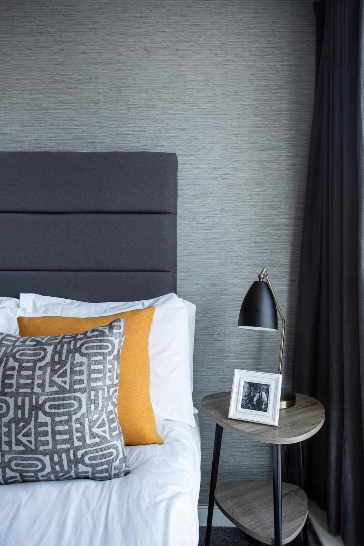 Apartment Stunning Waterfront With Titanic Views Sleeps 6 & Parking Belfast
