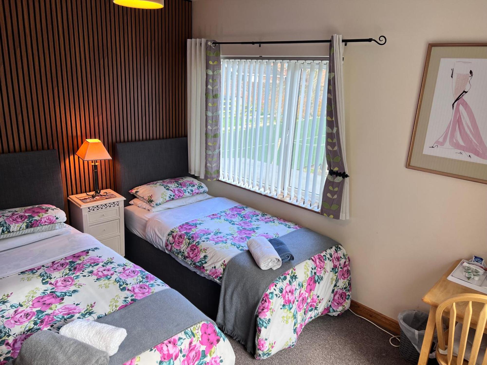 Bed & Breakfast Ashfield 3*