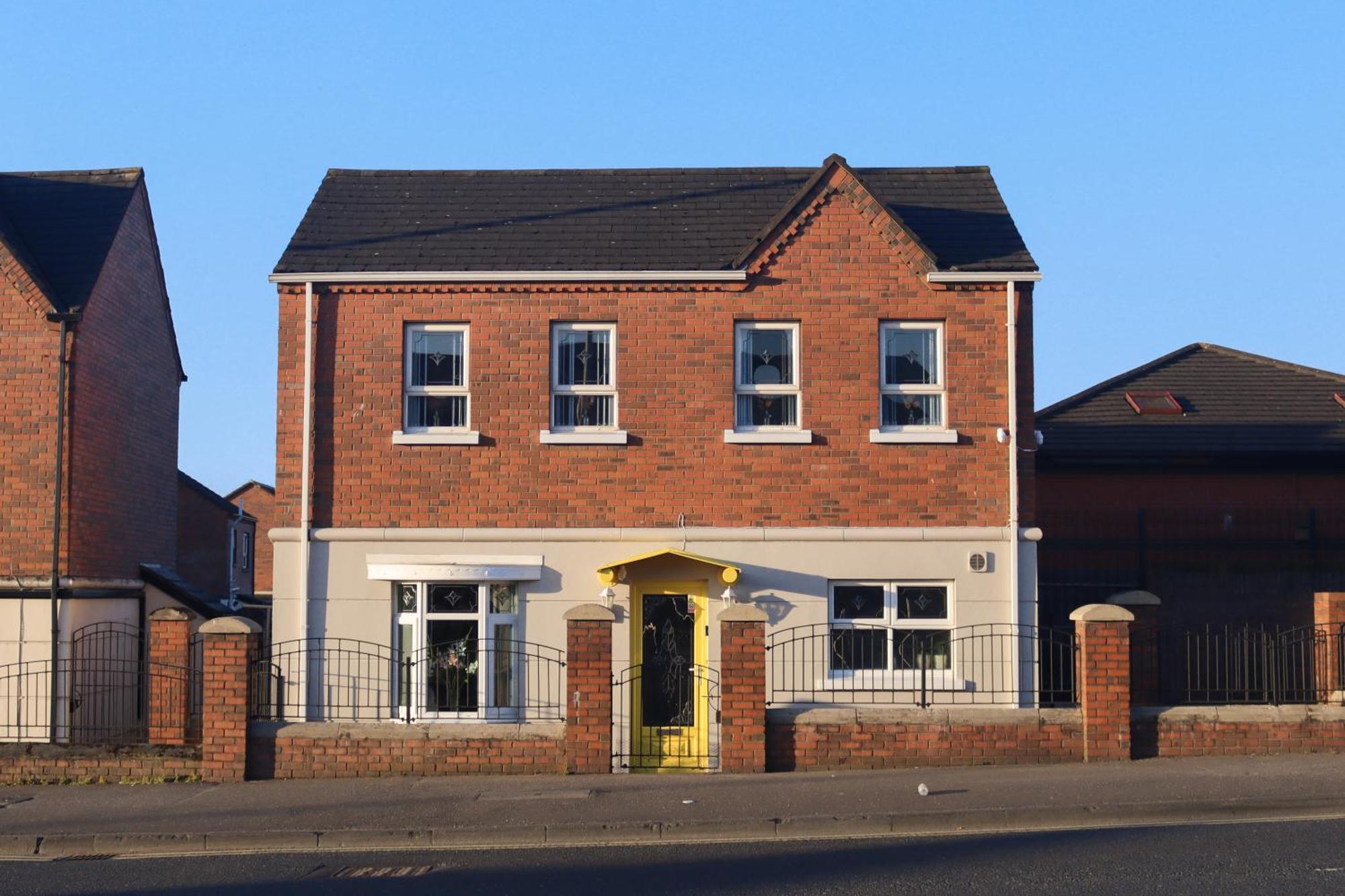 Superb Large Bespoke 5 Star Detached Villa, Prime Location, Villa