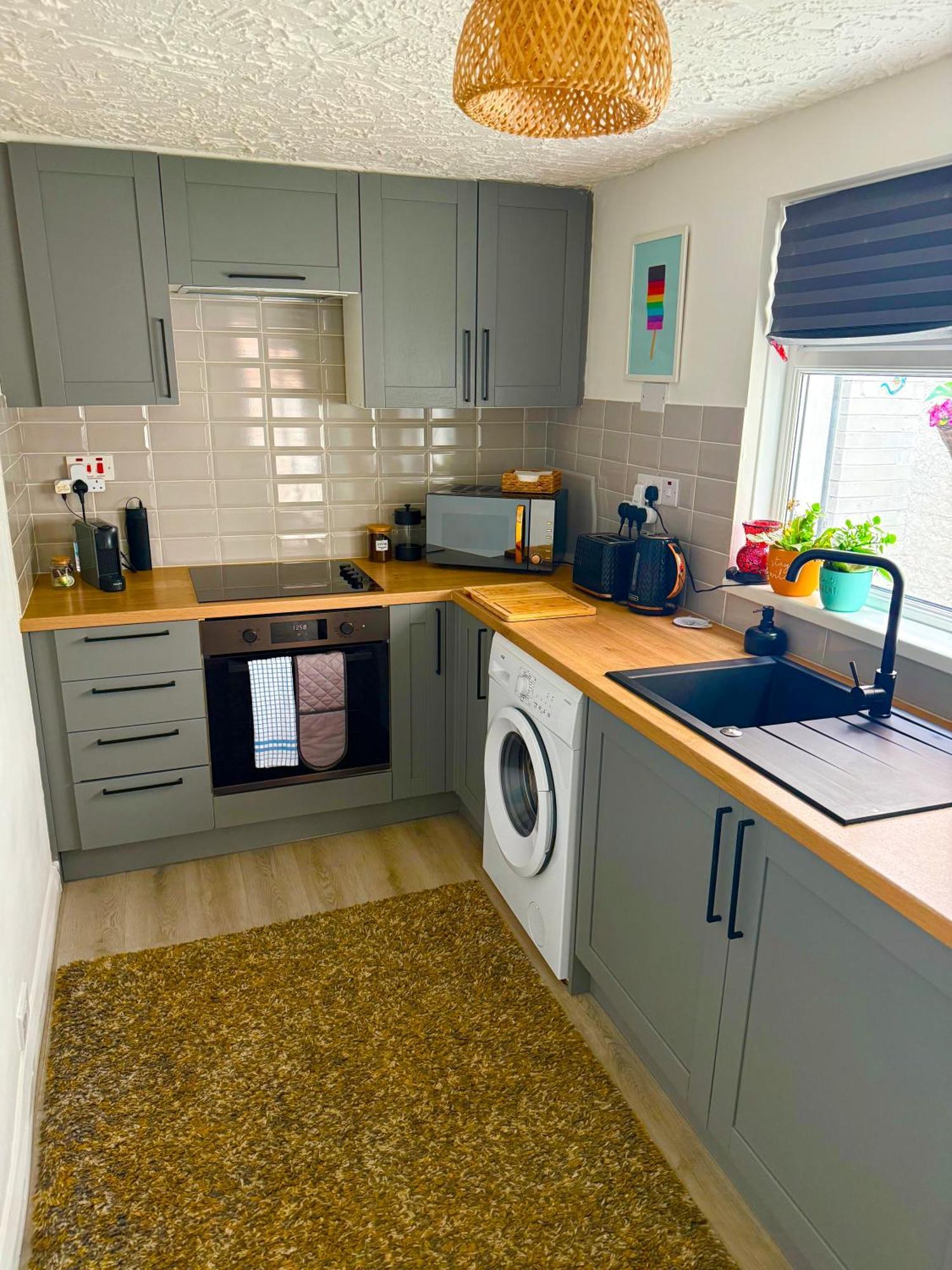Bloom19 Traditional Entire House 10 Mins From Centre Holiday home *