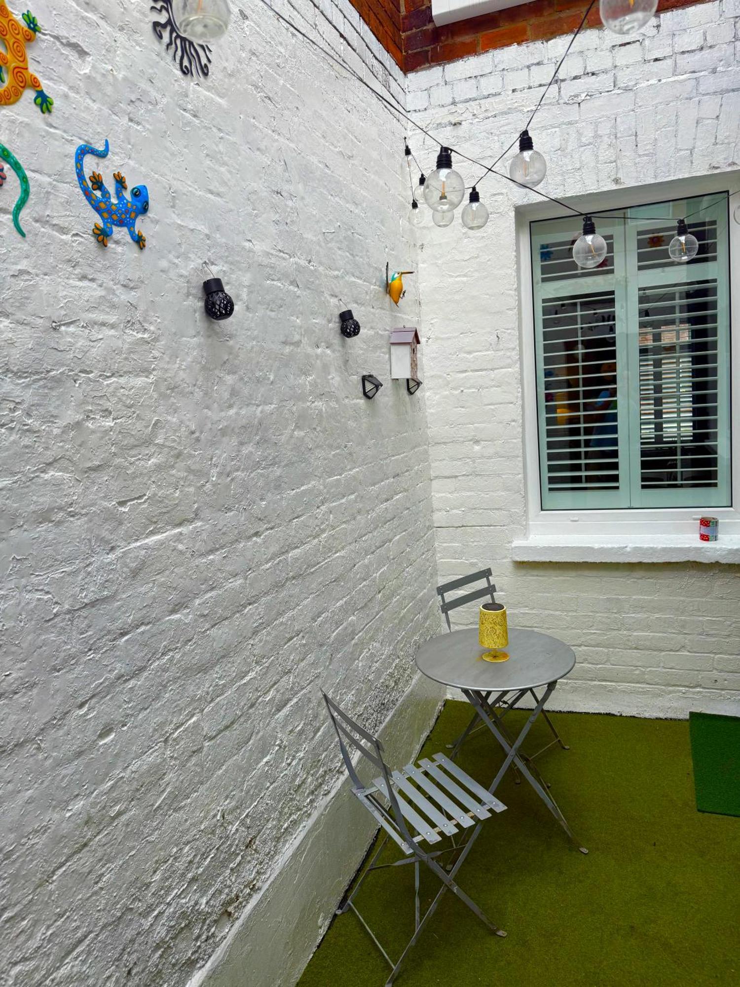 Holiday home Bloom19 Traditional Entire House 10 Mins From Centre Belfast