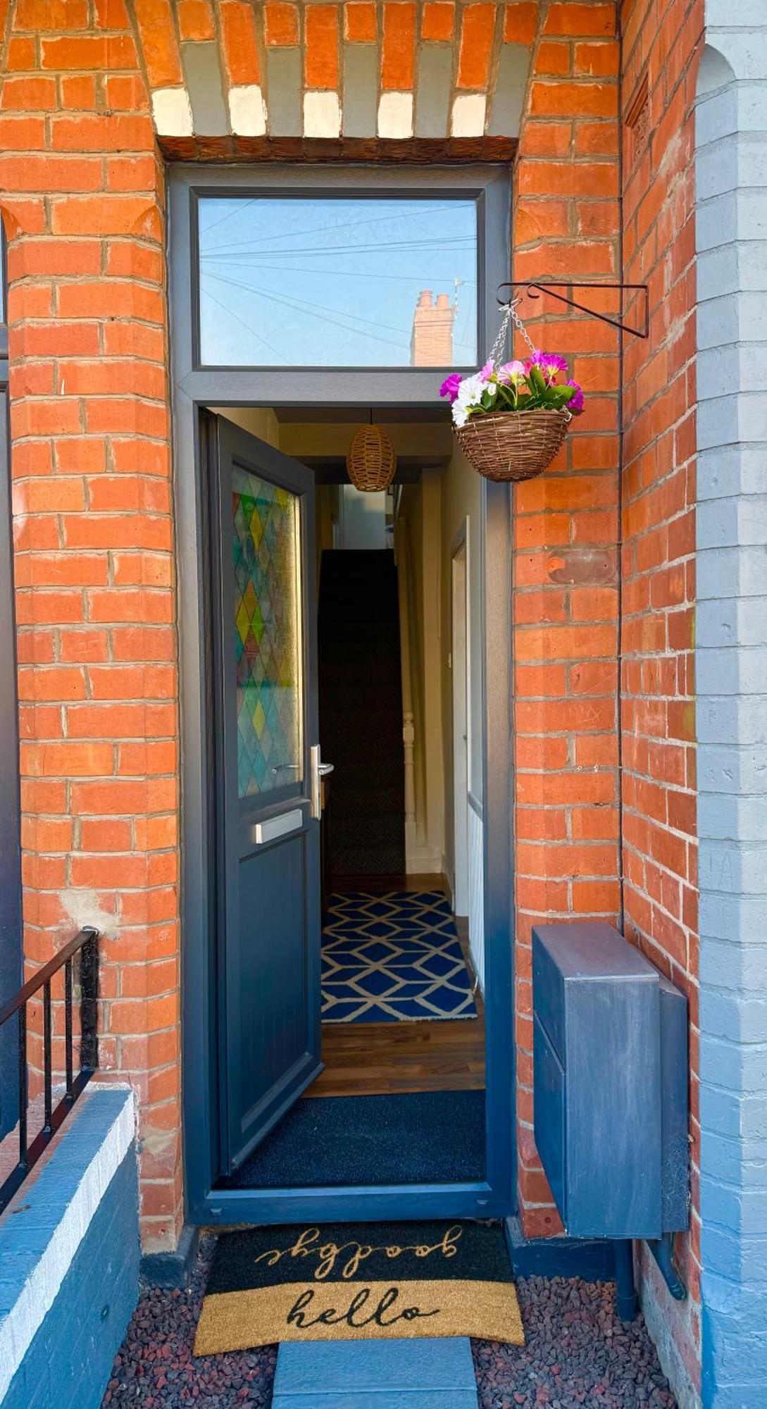 Titanic Shadow Entire House 5 Mins From Centre Holiday home *