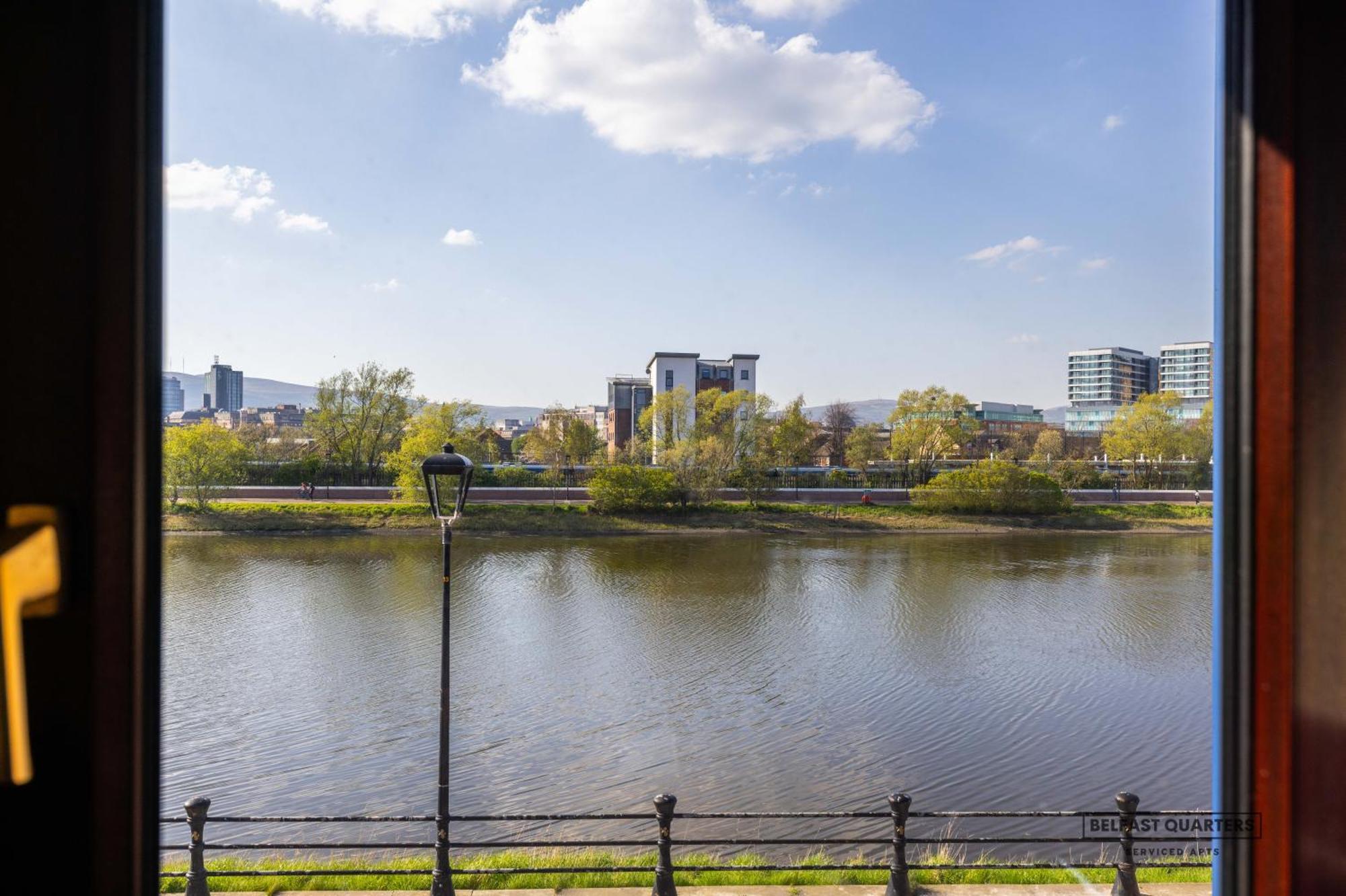 Apartment Quarters Riverside *