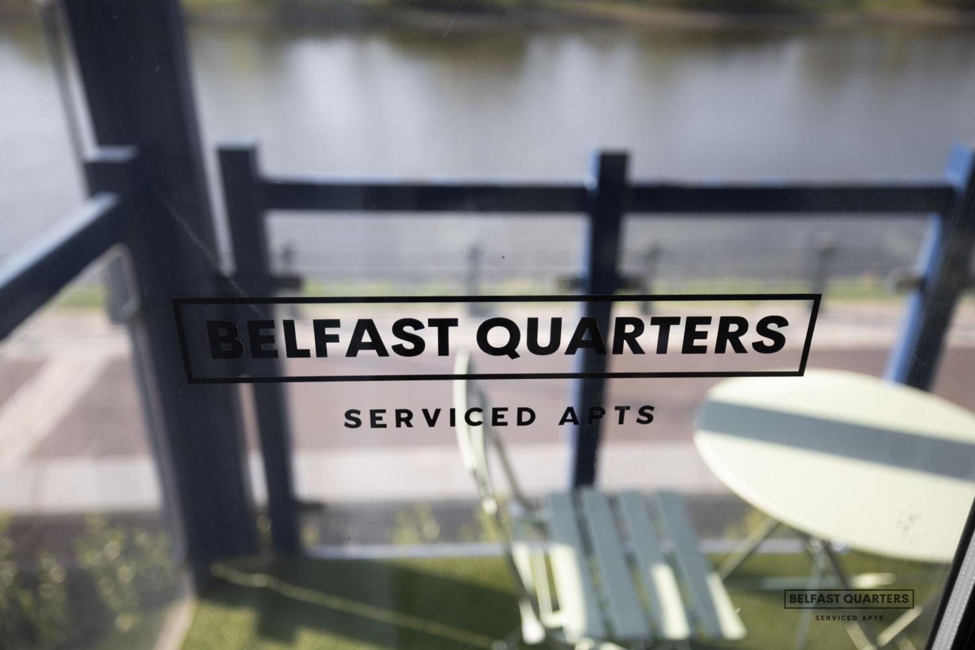 Quarters Riverside Apartment *