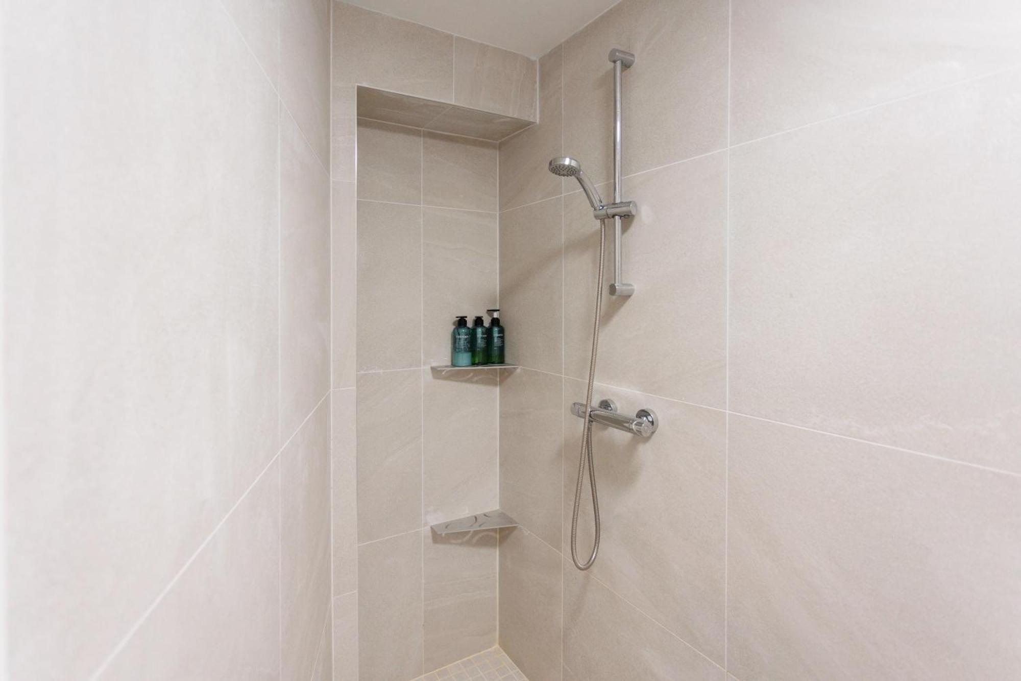 Brand New Boutique 2 Apartment *