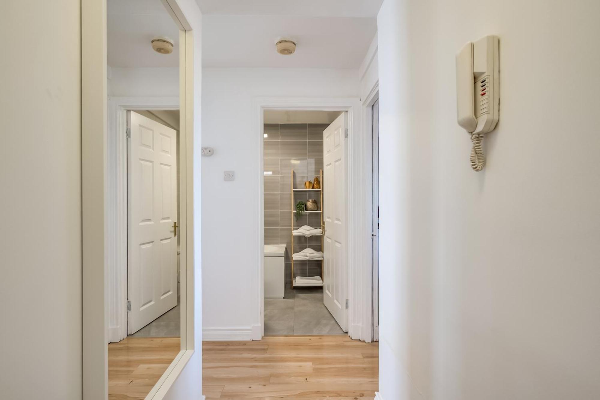 Apartment Queen's Hideaway *
