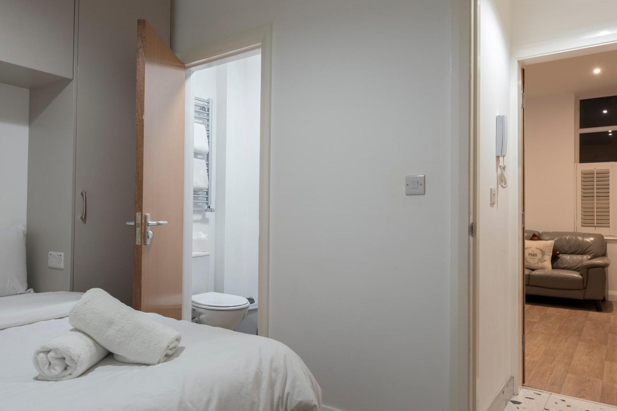 Boutique For 2 Apartment Belfast