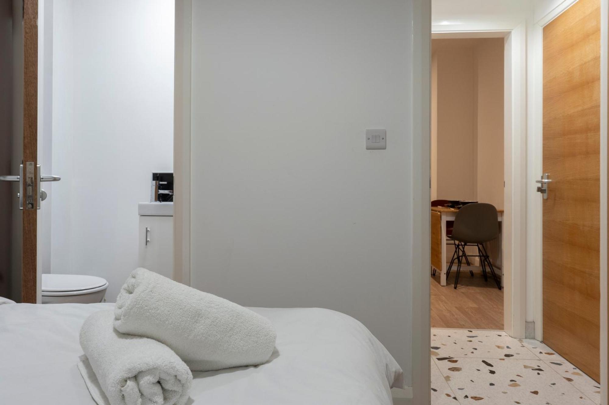Boutique For 2 Apartment