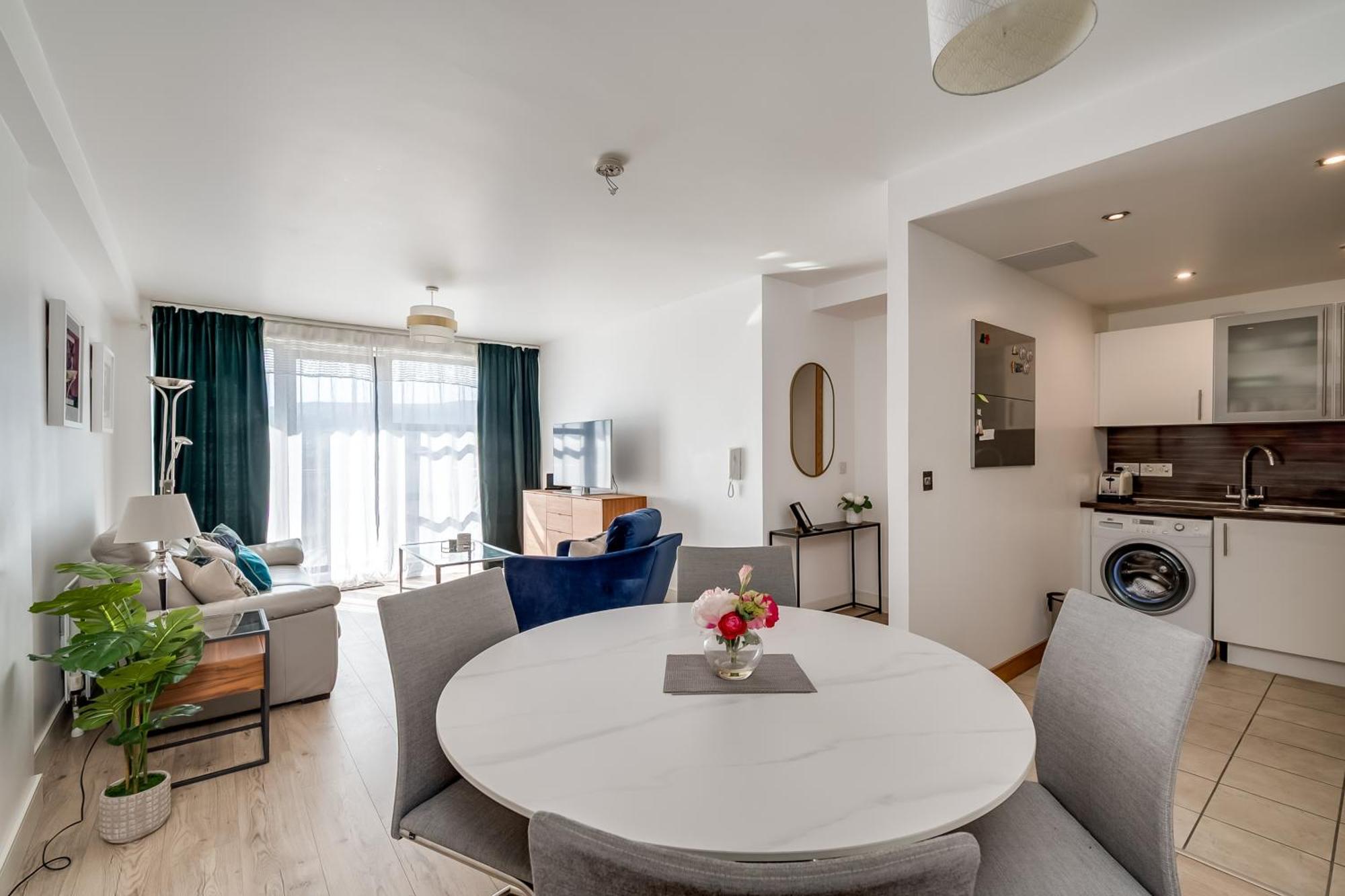 Apartments, Victoria Place *