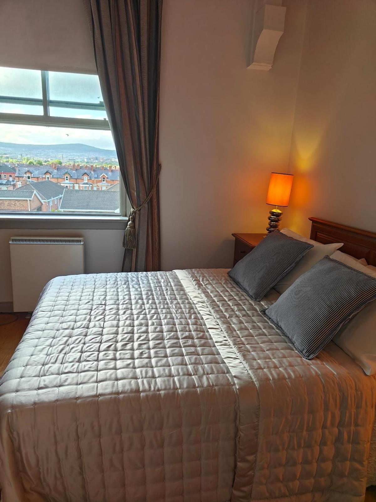 Apartment Bright Characterful 2-bed Ormeau Road Belfast