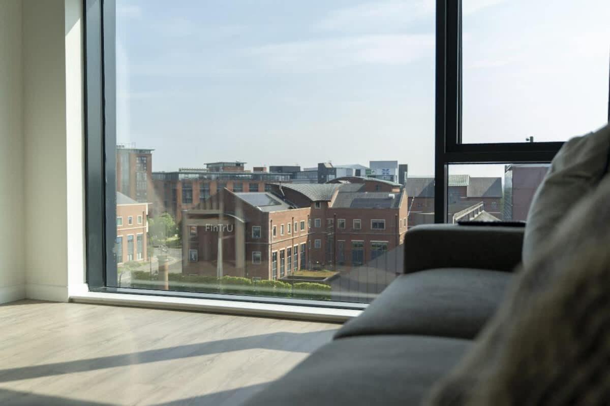 2 Bedroom Center Apartment Belfast