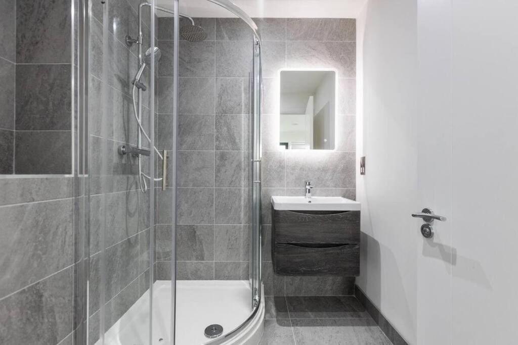Apartment Modern 2 Bedroom In Belfast