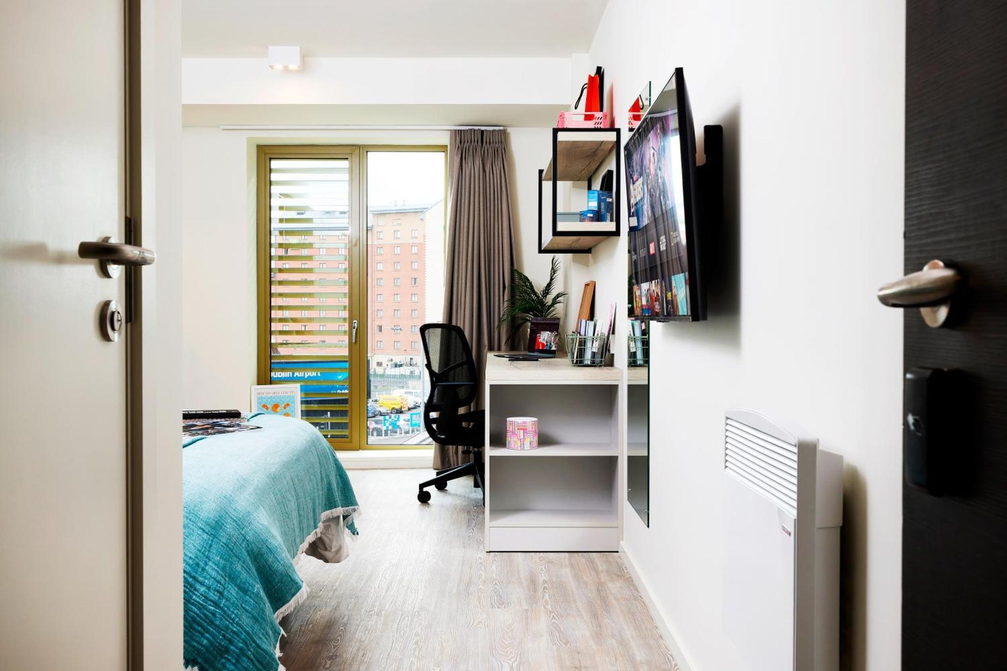 Apartment Student Only, Bruce Street At Belfast
