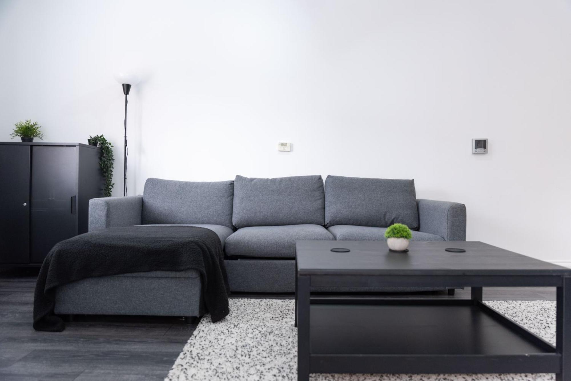 Elegant Centre Walk Everywhere Apartment Belfast
