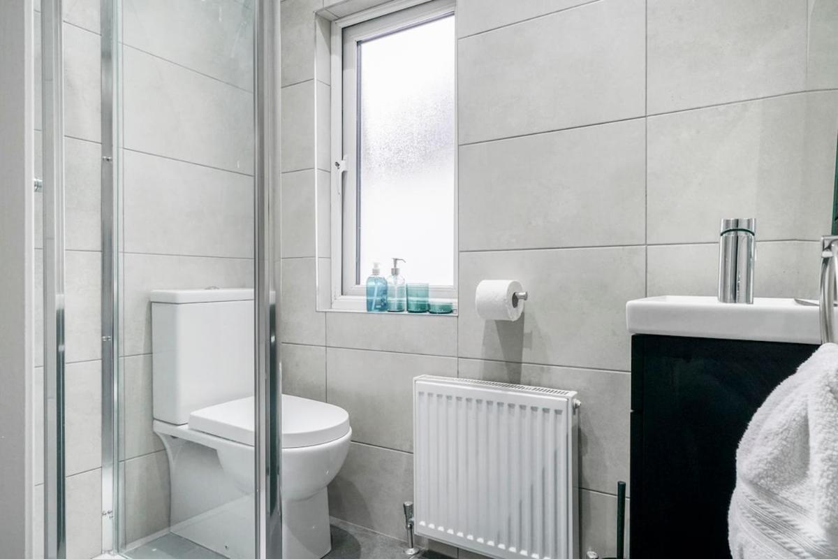 Newly Refurbished 3 Bedroom Holiday home