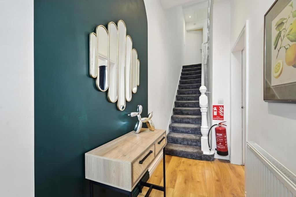 Apartment - Queen's Belfast