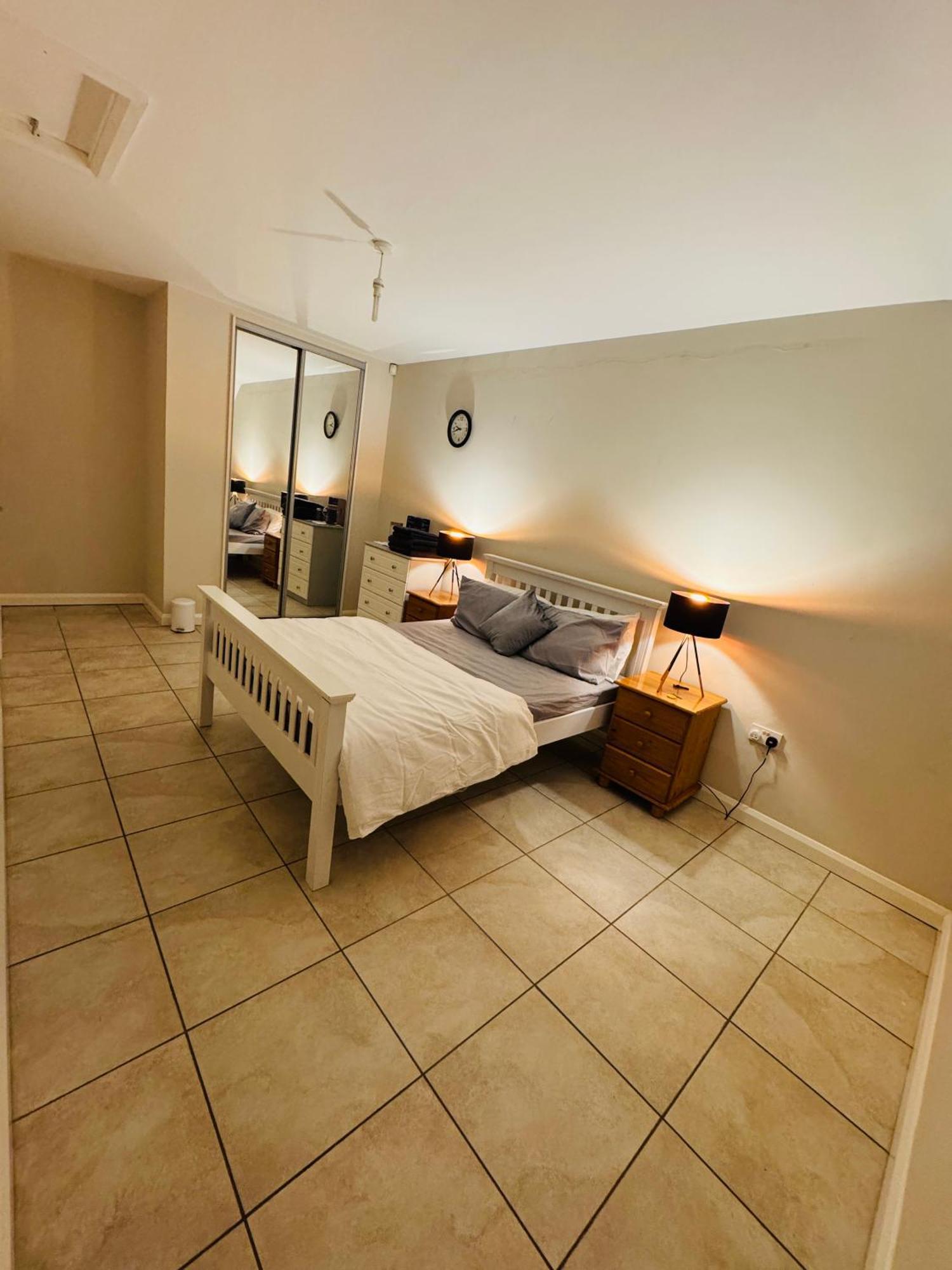 Large Near Centre Homestay