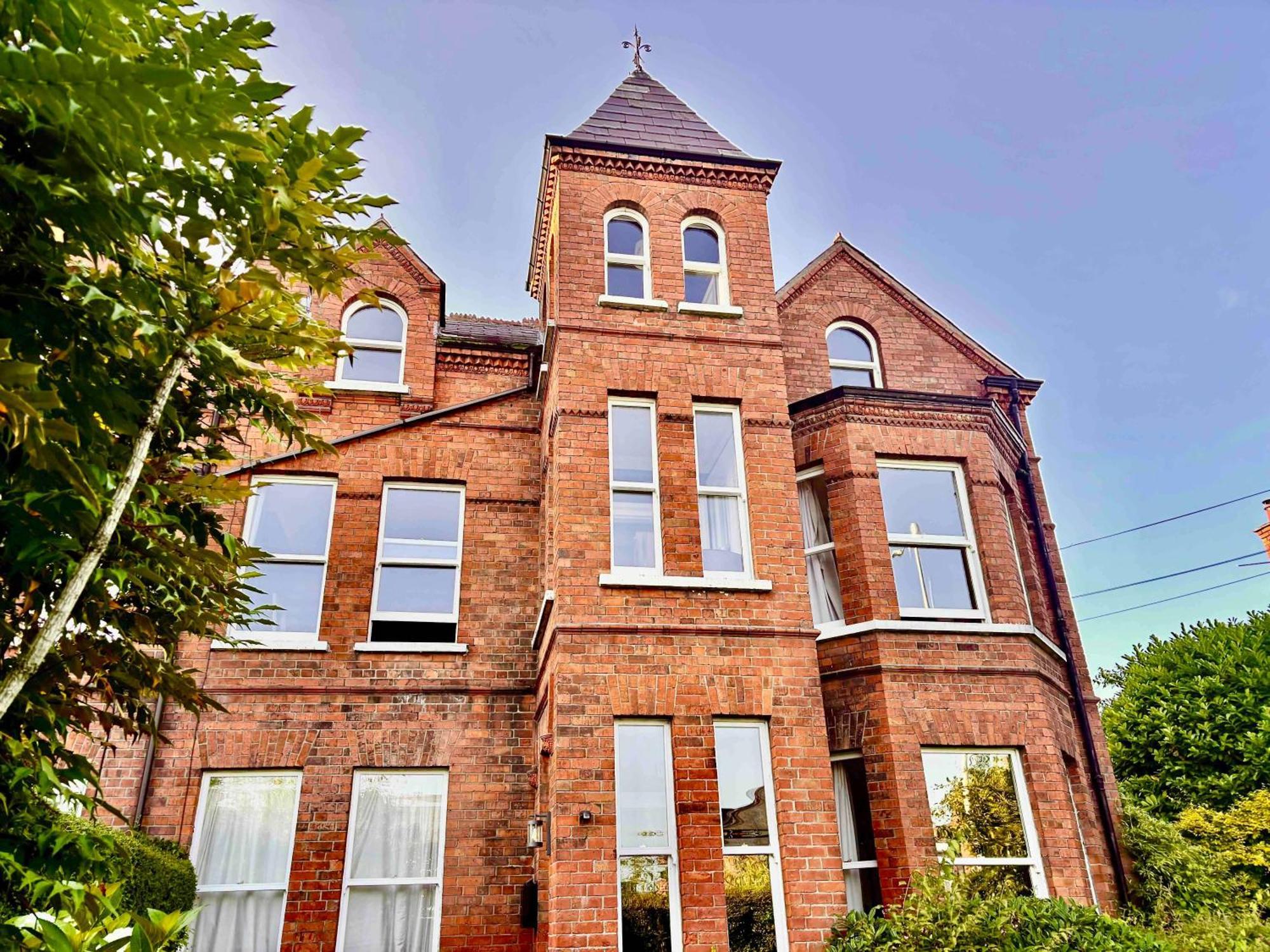 Spacious Family & Pet-friendly *