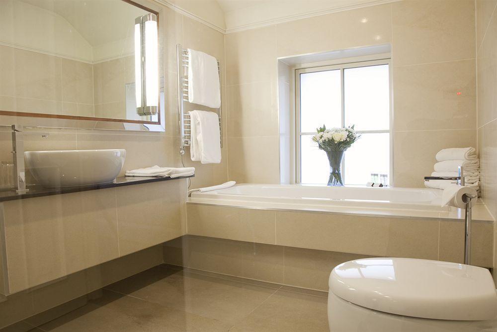 Hotel Dukes At Queens 3*