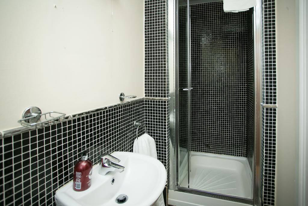 Apartment Queens Square *