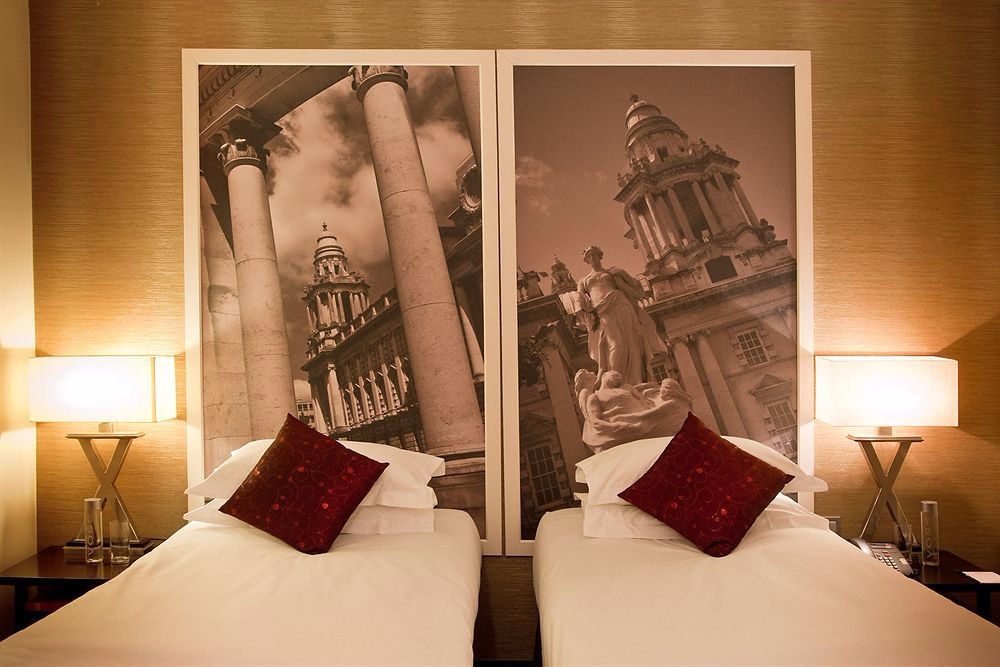Hotel Square 4*