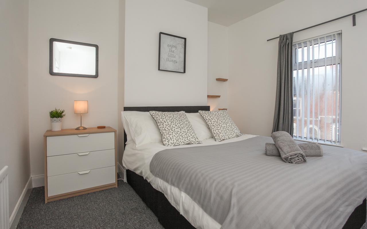 Holiday home Donegall Avenue - Serviced