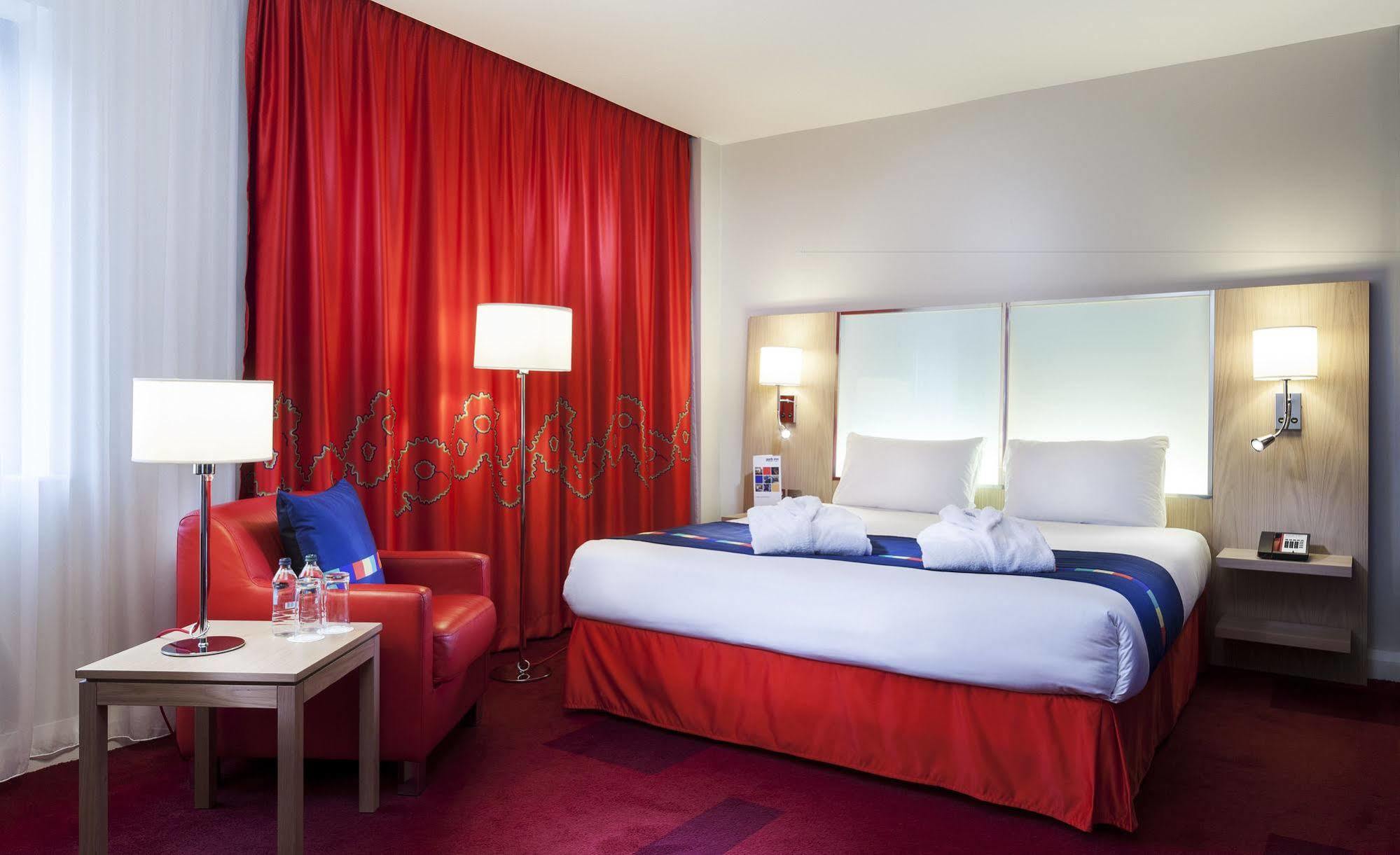 Hotel Moxy 3*