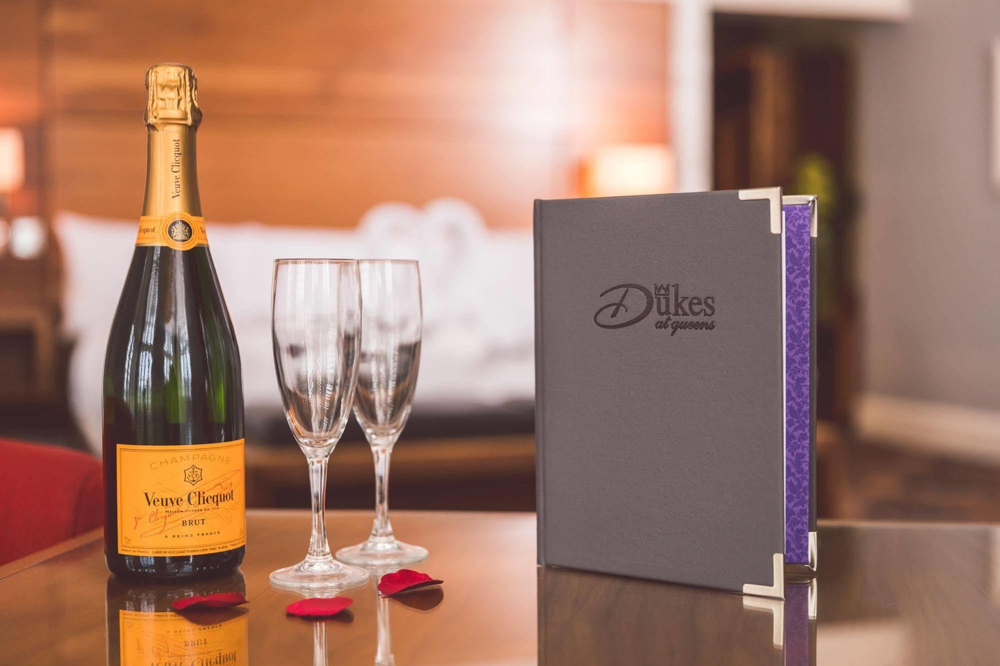 Hotel Dukes At Queens Belfast