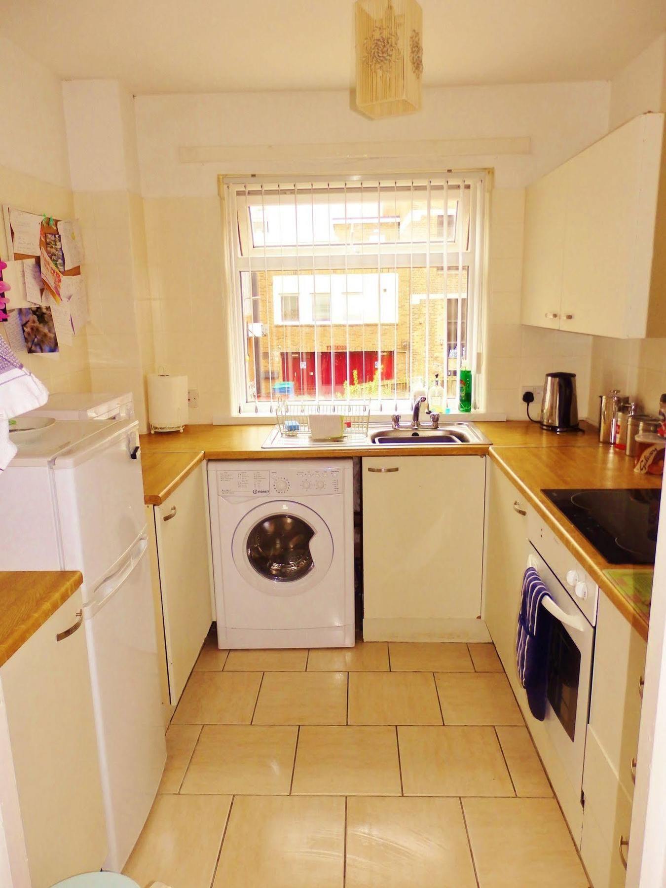 Apartment Perfect Location - Parking - 3 Beds - 2 Bedrooms