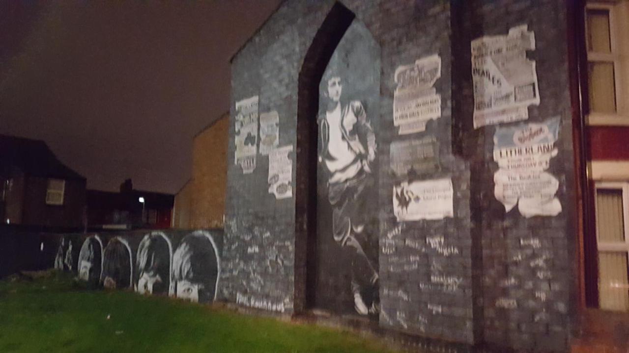 Murals Town House Holiday home *