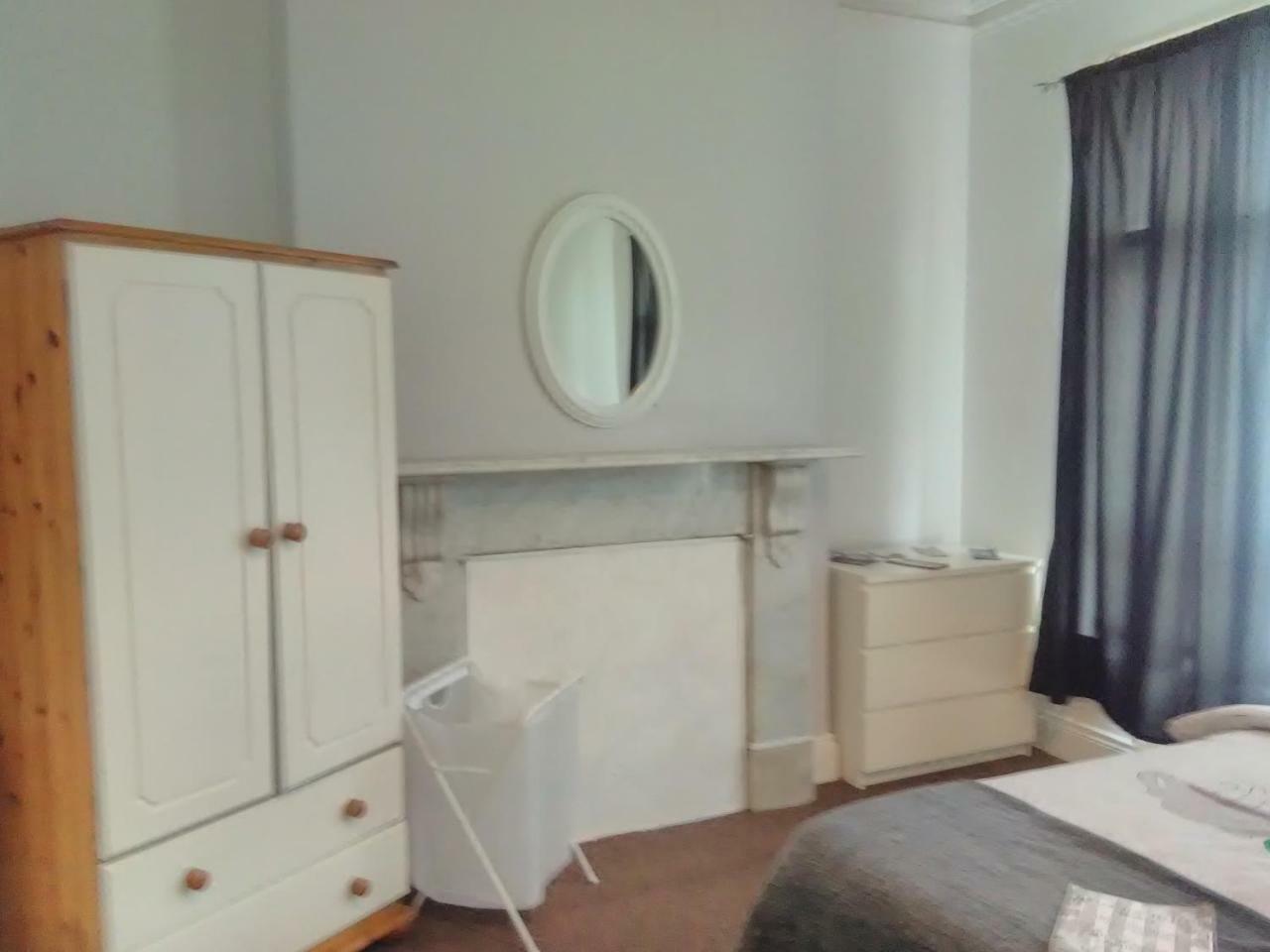Guestouse50 Bed & Breakfast *