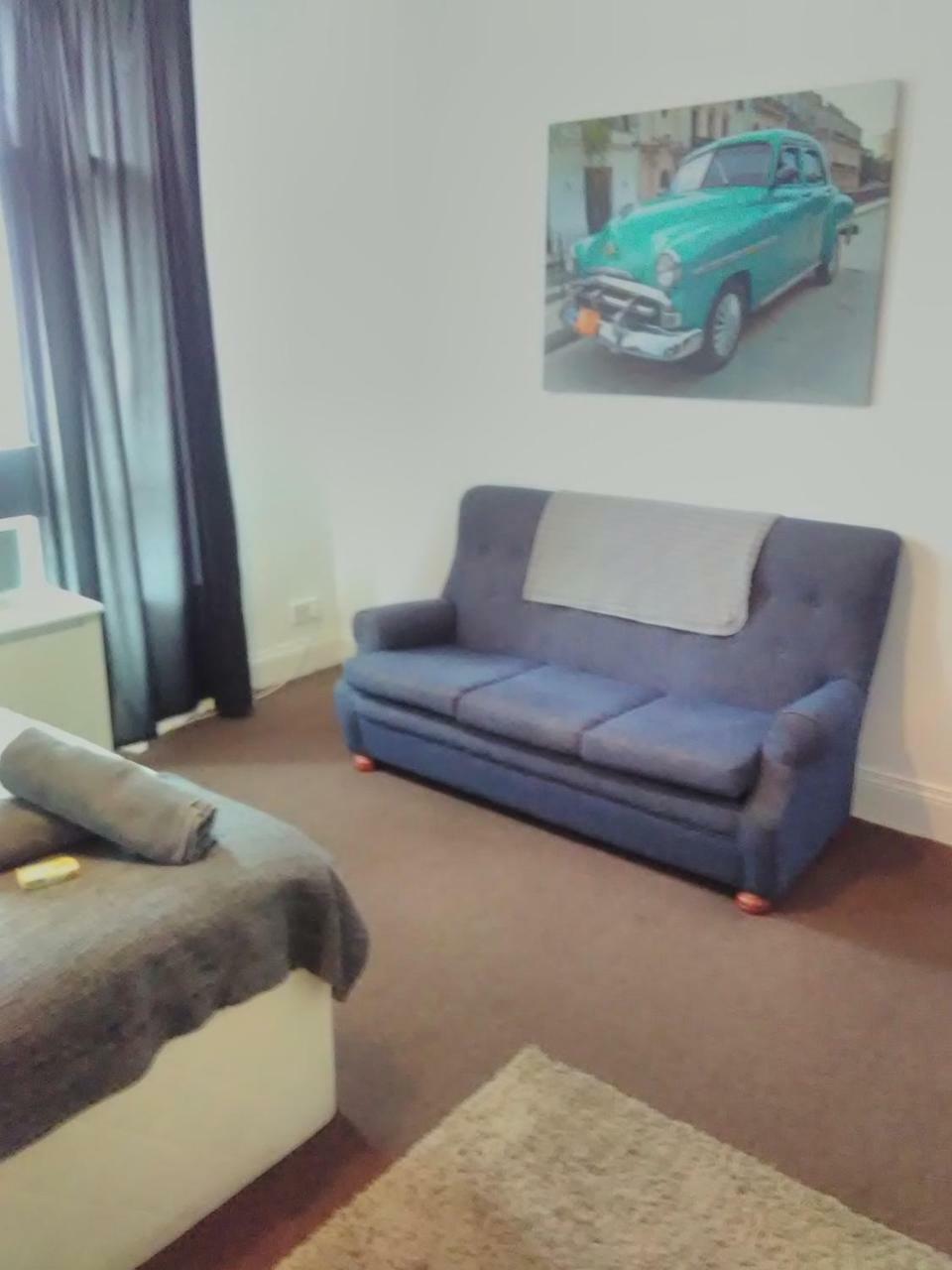 Guestouse50 Bed & Breakfast *