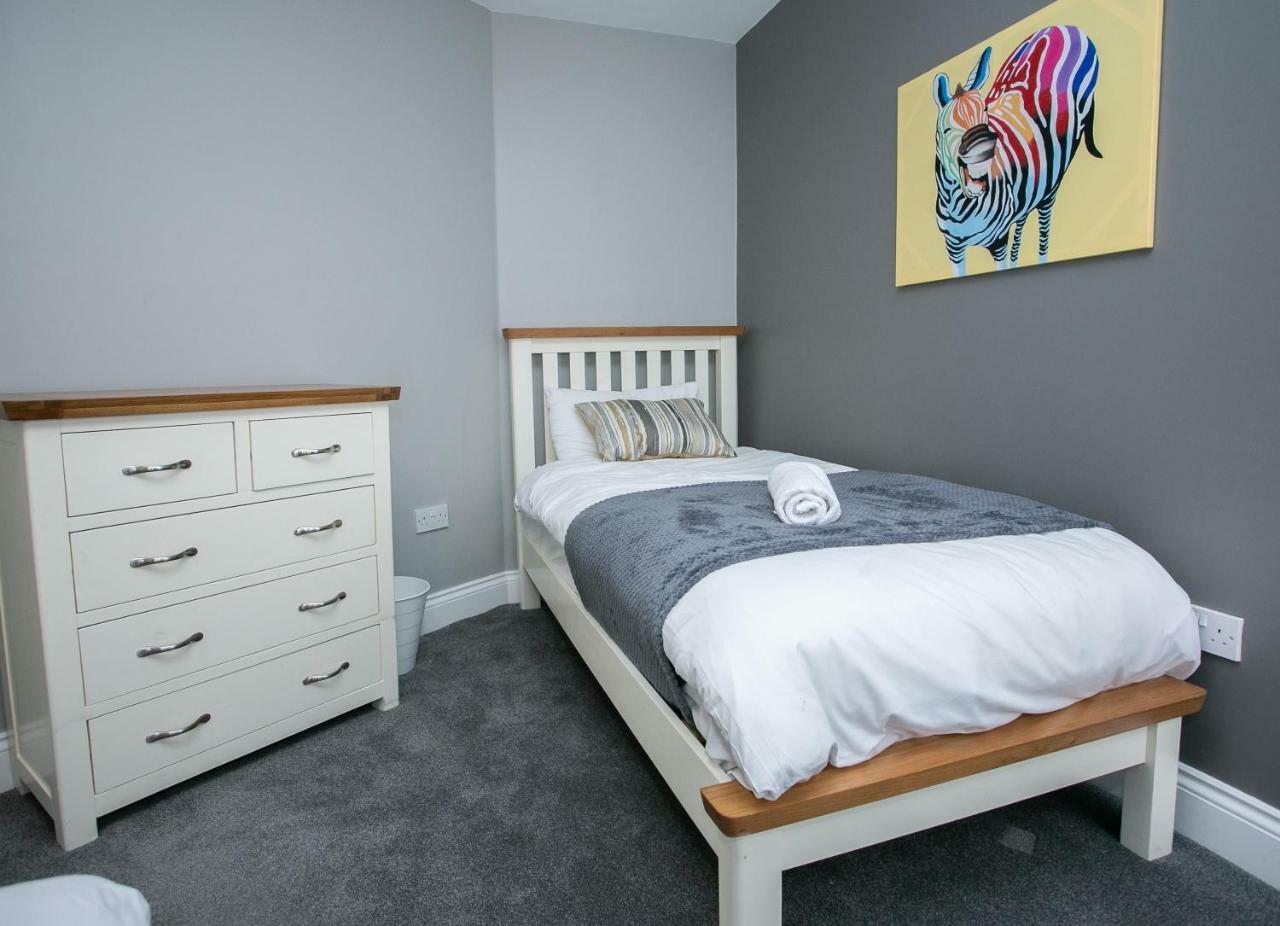 11 College Place North Holiday home Belfast