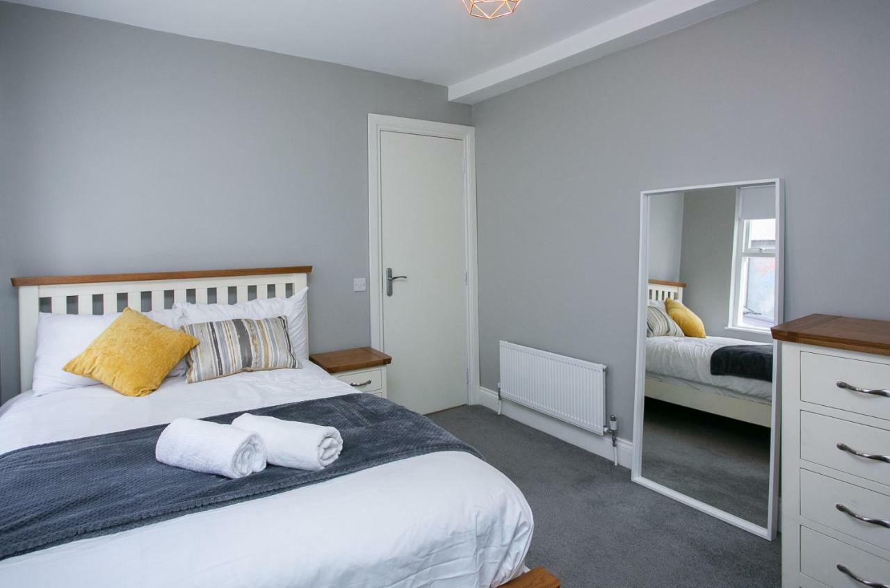 11 College Place North Holiday home Belfast