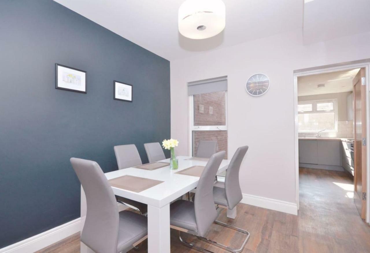 Modern Queens Quarter Townhouse 1 * Belfast