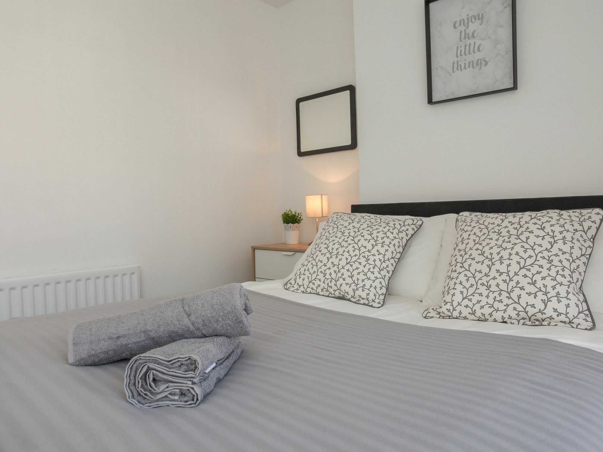 Donegall Avenue - Serviced Belfast